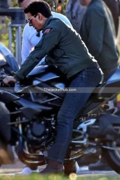 Tom-Cruise-Top-Gun-2-Maverick-Leather-Jacket